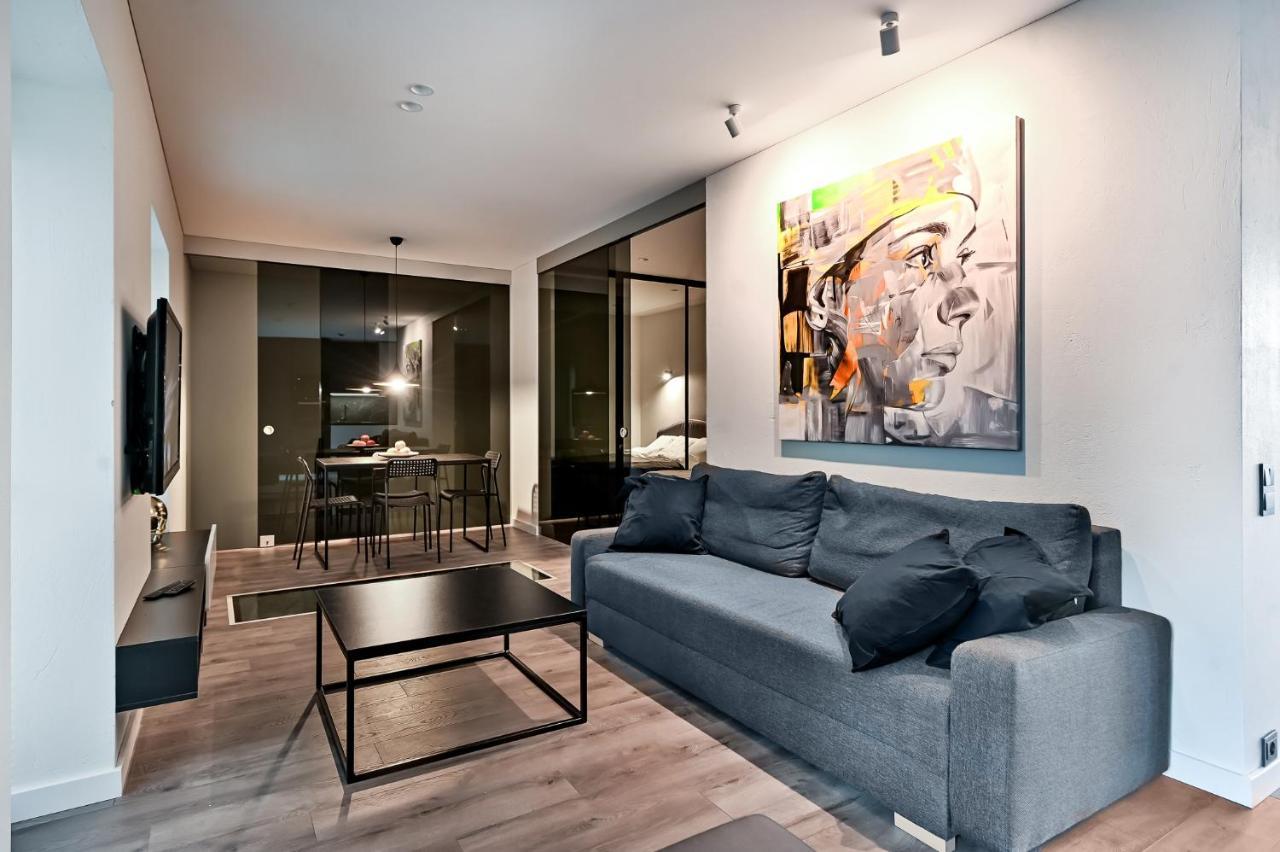 Jacuzzi Cinema loft Apartment Kaunas Exterior foto